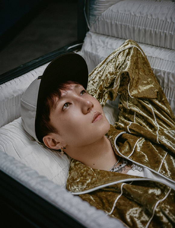 비오 디지털 싱글 'ICONIC(아이코닉)' 이미지. [사진=빅플래닛메이드엔터]