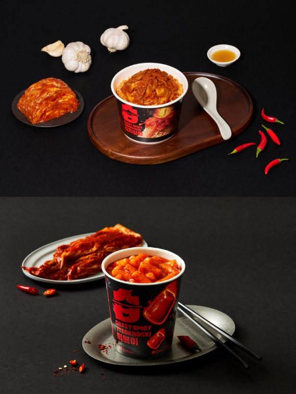 슾김치덮밥(위)과 습떡볶이. [사진=CJ제일제당]