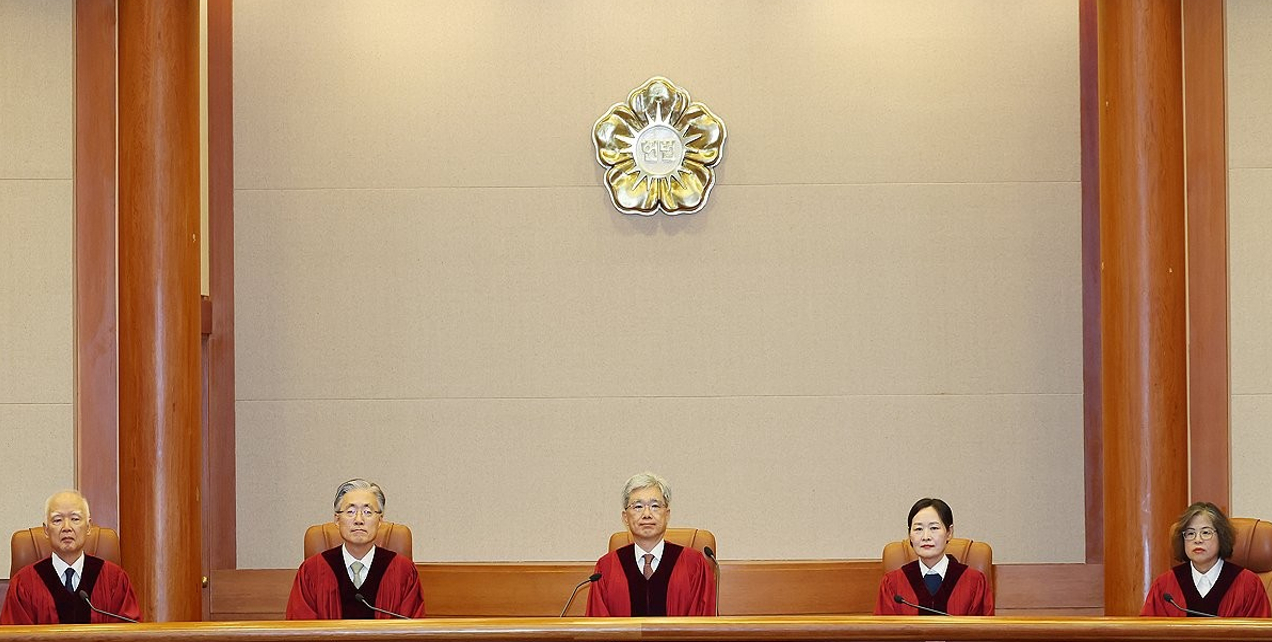 = 23일 경기도 연천군에서 실시된 육군 5포병여단 유격훈련에서 장병들이 장애물 코스를 앞두고 유격 체조를 하고 있다. 2024.5.23 [사진=연합뉴스]