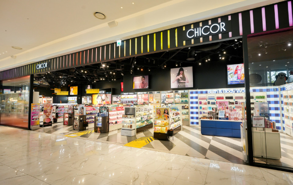 시코르 AK홍대점 전경. [사진=신세계백화점]