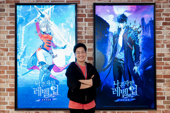 넷마블이 '나 혼자만 레벨업: 어라이즈'의 출시를 앞두고 인터뷰를 진행했다. [사진=넷마블]