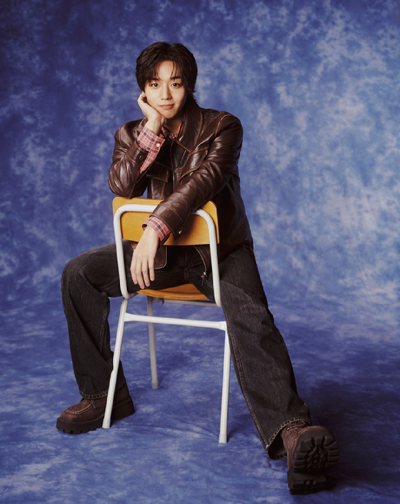 배우 박지훈이 넷플리스 시리즈 '약한영웅 Class 2' 인터뷰에 앞서 포즈를 취하고 있다. [사진=넷플릭스]