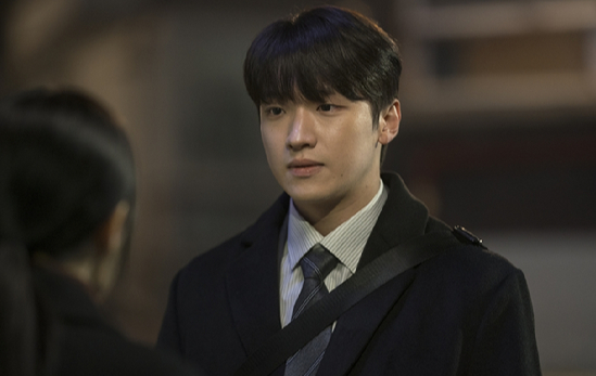 배우 전지현이 2일 서울 종로구 포시즌스 호텔에서 진행된 디즈니 플러스 오리지널 시리즈 '북극성' 제작발표회에 참석하고 있다. [사진=정소희 기자]