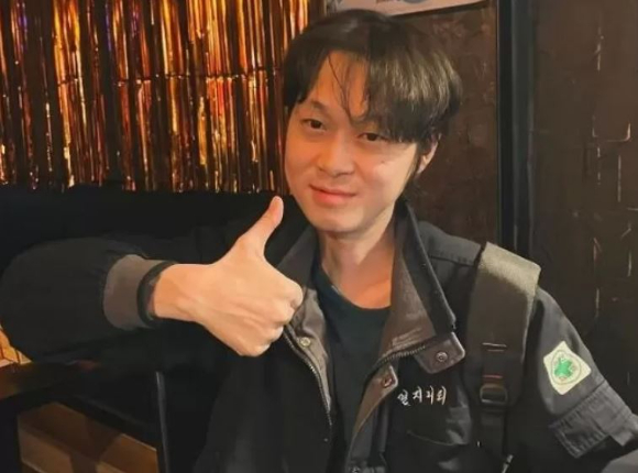 밴드 버스커버스커의 원년 멤버 출신이자 밴드 얼지니티의 멤버 박경구가 세상을 떠났다. 향년 38세. [사진=박경구 SNS]