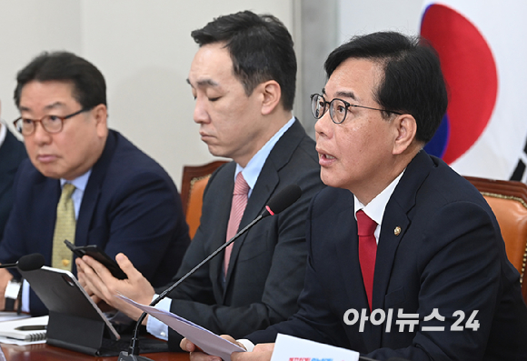 송언석 국민의힘 원내대표가 11일 서울 여의도 국회에서 열린 최고위원회의에서 발언하고 있다. [사진=곽영래 기자]