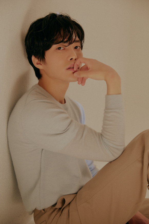 배우 김건우가 뮤지컬 '아몬드'로 인터뷰를 진행했다. [사진=자이언엔터테인먼트 ]