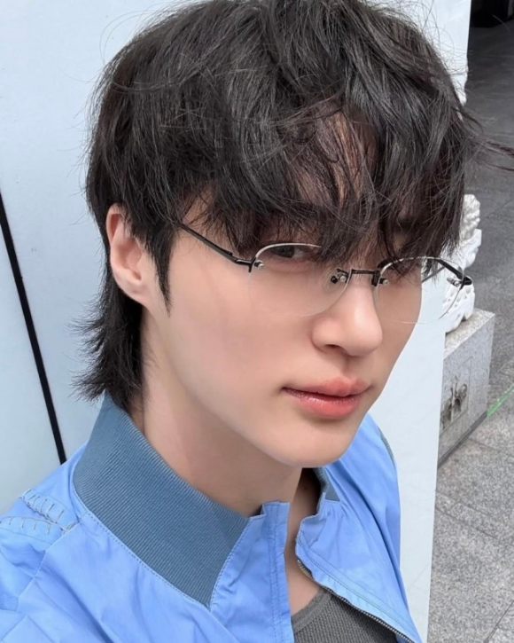 변우석, 日 홀린 훈훈 비주얼...여행룩마저 완벽