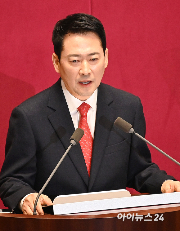 장동혁 국민의힘 대표가 4일 국회 본회의에서 교섭단체 대표연설을 하고 있다. [사진=곽영래 기자]