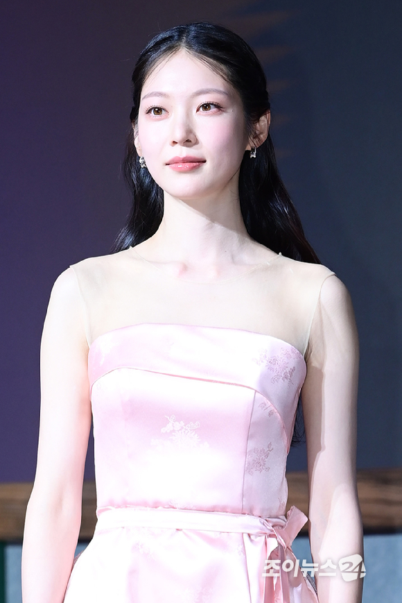 [포토] '21세기 대군부인' 공승연, 왕비의 기품