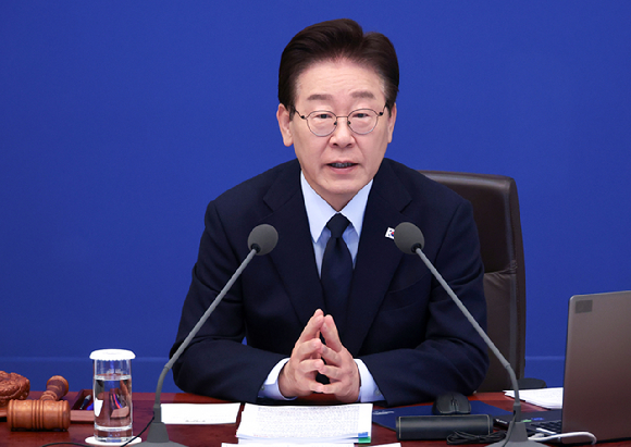 이재명 대통령이 6일 청와대에서 열린 국무회의 겸 비상경제점검회의에서 발언하고 있다. 2026.5.6 [사진=연합뉴스]