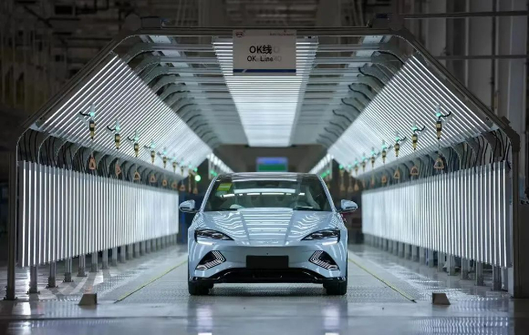BYD 차량 검사 장면. [사진=BYD]