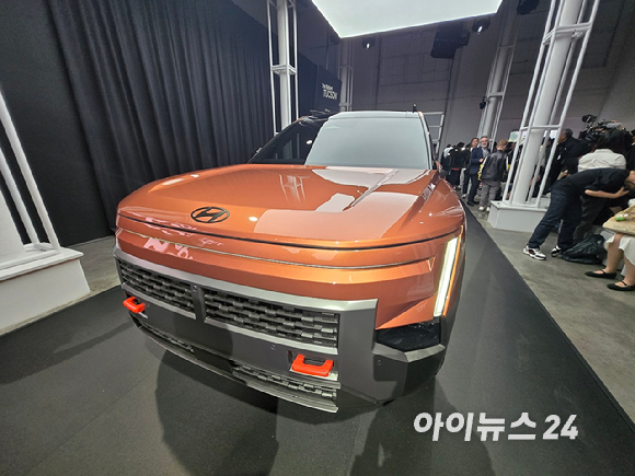 1일(현지시간) 미국 뉴욕에서 진행된 '디 올 뉴 투싼 월드 프리미어' 행사장에 전시된 투싼 XRT PRO 모델. [사진=최란 기자]