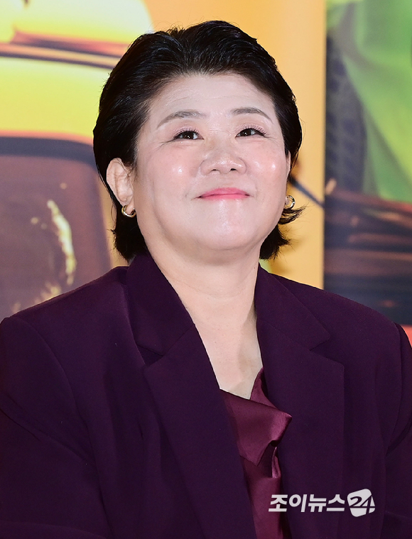 배우 변요한-이연-박소담-공효진-이정은-김미조 감독이 13일 서울 송파구 롯데시네마 월드타워점에서 열린 영화 '경주기행'(감독 김미조) 언론시사회에 참석하고 있다. [사진=정소희 기자]