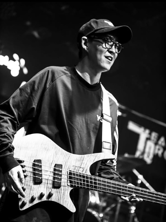 [퇴근길이슈] 이이경 사생활 루머·김상영 별세·소유 만취 부인·애니 가요대제전