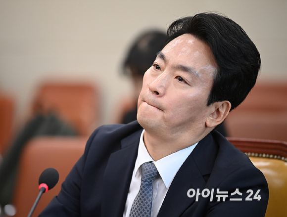 박장범 한국방송공사 사장 후보자가 18일 서울 여의도 국회 과학기술정보방송통신위원회에서 열린 인사청문회에서 질문을 듣고 있다. [사진=곽영래 기자]