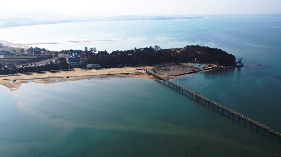 전남도의 12월 여행지로 선정된 '함평 석두해변 돌머리해수욕장' 전경 [사진=전남도]