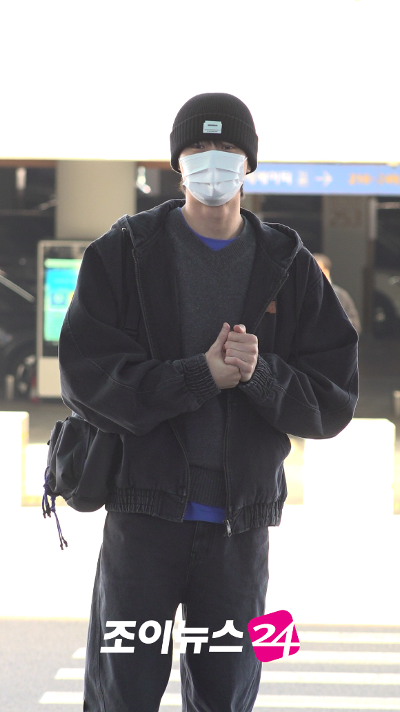 [조이숏] 협찬은 받았지만 얼굴은 비공개 변우석 #shorts