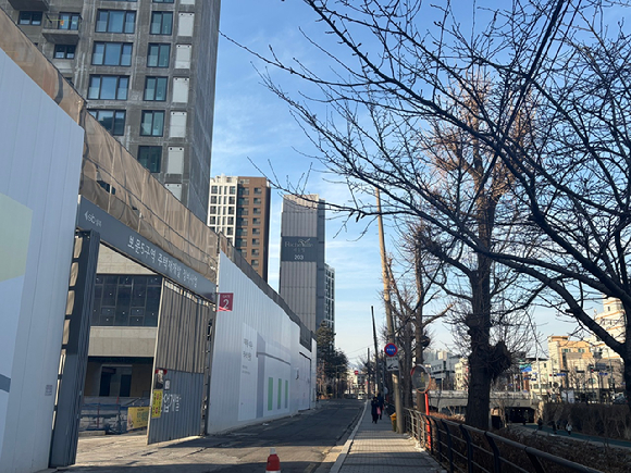 서울 성북구 보문동 '보문 센트럴 아이파크' 시공 현장. [사진=김민지 기자]