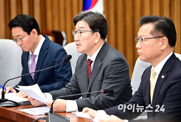권성동 국민의힘 원내대표가 7일 오전 서울 여의도 국회에서 열린 원내대책회의에서 발언하고 있다. [사진=곽영래 기자]