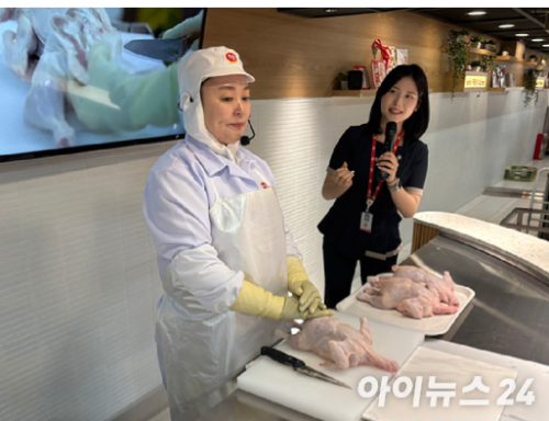 하림 익산 공장 '치킨로드'. [사진=설래온 기자 ]