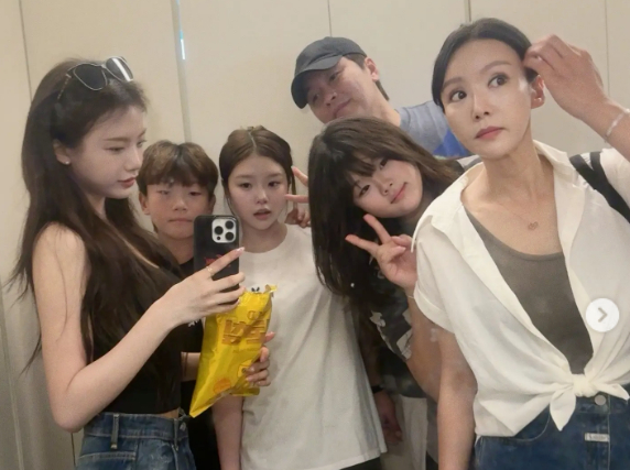 이동국 가족 [사진=이설아 SNS]