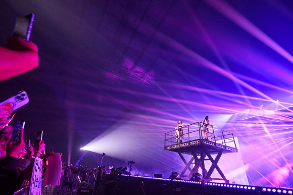 블랙핑크가 서울 고척동 고척 스카이돔(SKY DOME)에서 'BLACKPINK WORLD TOUR [BORN PINK] FINALE IN SEOUL' 공연 무대에 올랐다. [사진=YG엔터테인먼트]
