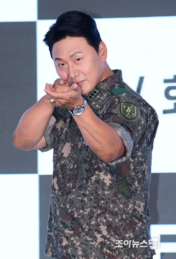 배우 오대환이 24일 오후 서울 구로구 신도림동 더세인트에서 열린 ENA 새 월화드라마 '신병4 : 사보타주' 제작발표회에 참석하고 있다. [사진=정소희 기자]