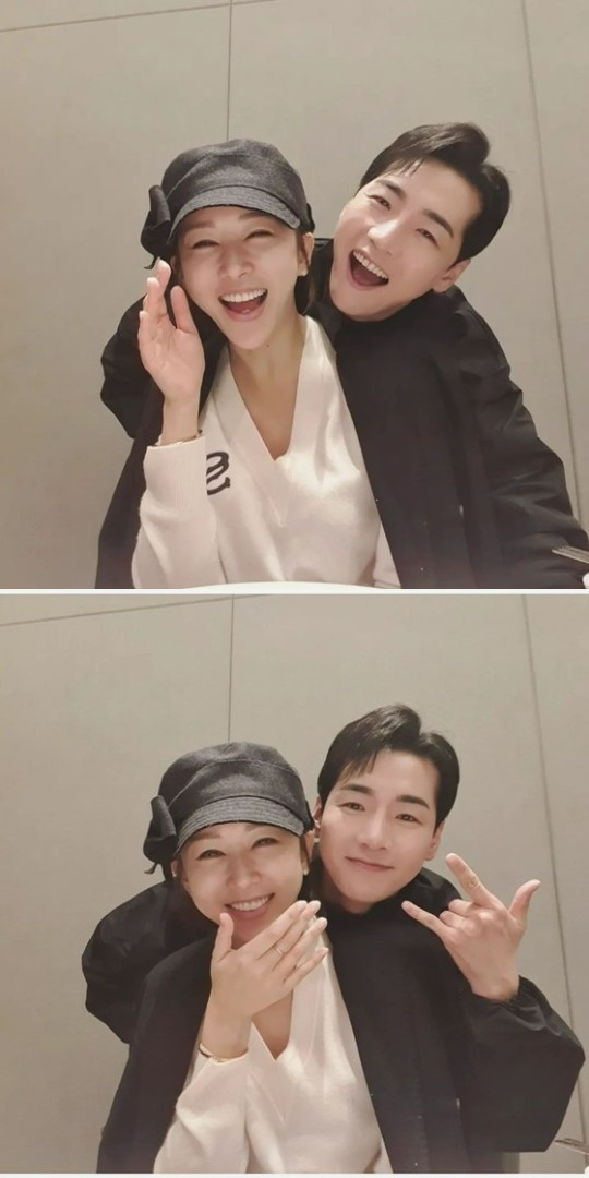 방송인 한영이 예비 신랑 박군과 함께한 일상을 공유했다. [사진=한영 인스타그램]