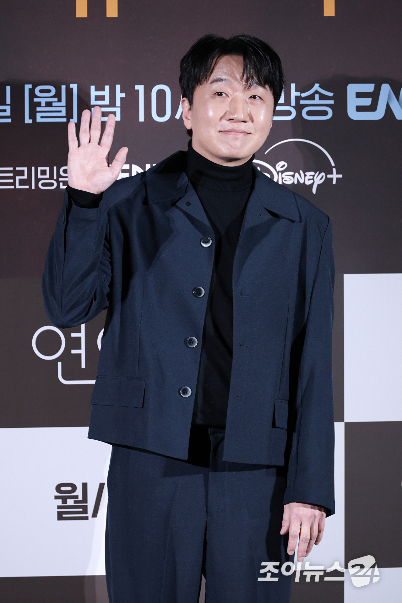 배우 이창훈이 2일 오후 서울 용산구 CGV아이파크몰점에서 진행된 ENA 새 월화드라마 '연애박사' 제작발표회에 참석해 포즈를 취하고 있다. [사진=문수지 기자]