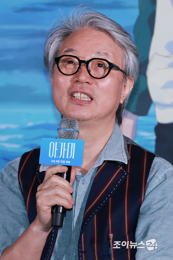 안재훈 감독이 26일 오후 서울 용산구 CGV 용산아이파크몰점에서 진행된 애니메이션 '아가미'(감독 안재훈) 언론시사회에 참석해 소감을 말하고 있다. [사진=문수지 기자]