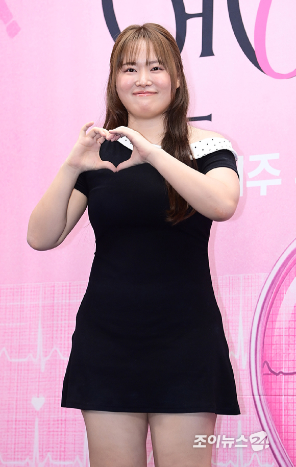 '연애실험실' 찰스엔터 "PD 집 다락방에서 촬영, 편안해⋯앞으로도 유튜버가 본업"