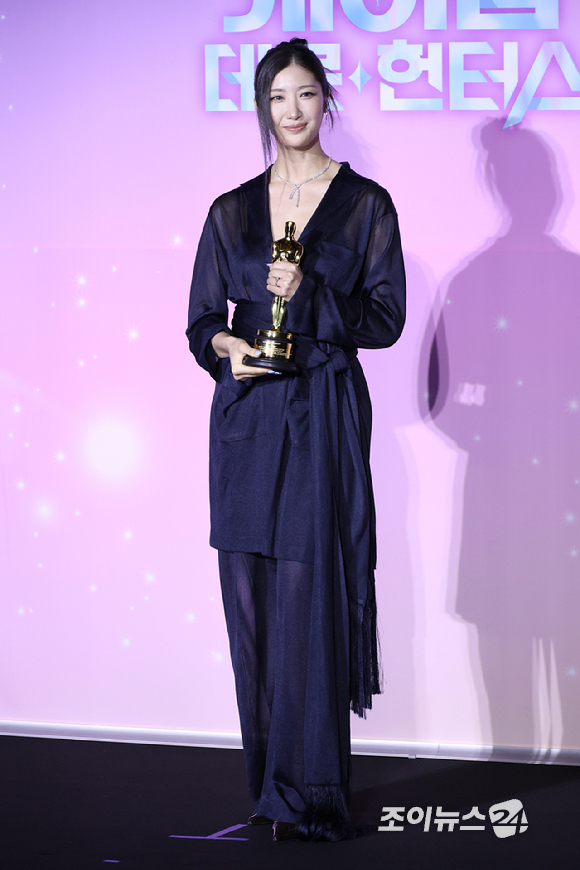 작곡가 겸 가수 이재가 1일 오후 서울 용산구 CGV 용산아이파크몰점에서 열린 넷플릭스 영화 '케이팝 데몬 헌터스' 제98회 아카데미 수상 기념 기자간담회에 참석해 포즈를 취하고 있다. [사진=문수지 기자]