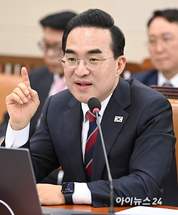 박홍근 기획예산처 장관 후보자가 23일 국회 재정경제기획위원회에서 열린 인사청문회에서 질의에 답변하고 있다. [사진=곽영래 기자]