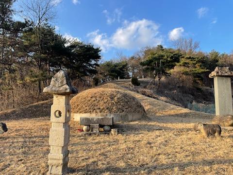 강감찬 장군 묘로 추정되는 청주시 흥덕구 옥산면 국사리 묘역. [사진=이우균 청주시의원]