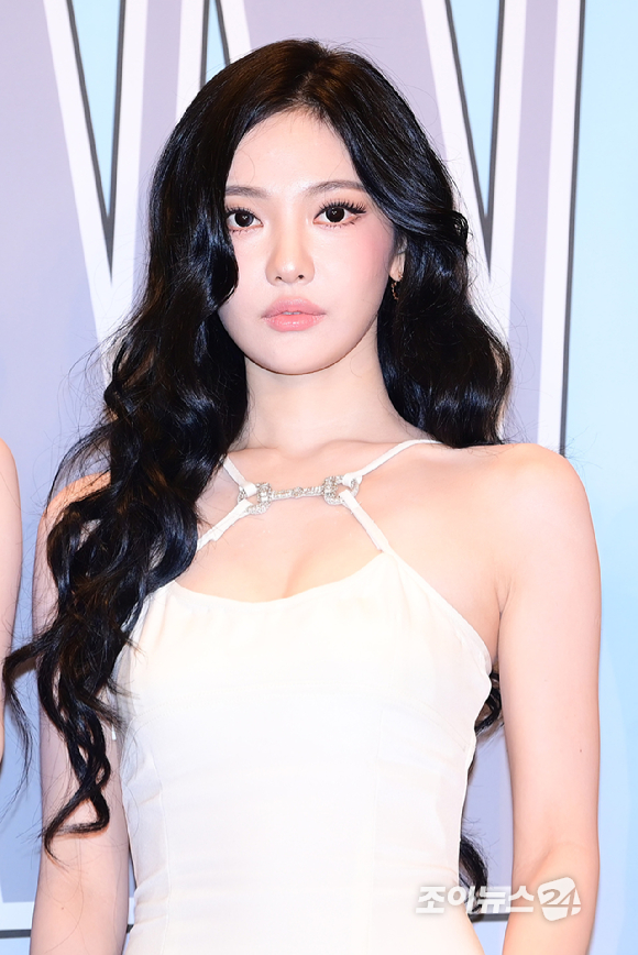 그룹 에스파(aespa) 닝닝이 15일 오후 서울 종로구 포시즌스 호텔에서 열린 제20회 유방암 인식 항상 캠페인 자선 행사 'LOVR YOUR'에 참석하고 있다. [사진=정소희 기자]