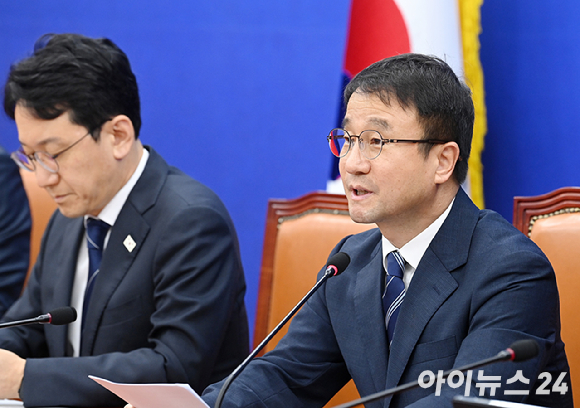 한병도 더불어민주당 원내대표가 1일 서울 여의도 국회에서 열린 원내대책회의에서 발언하고 있다. [사진=곽영래 기자]