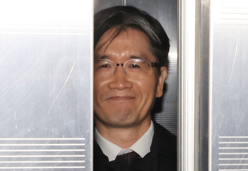 오동운 고위공직자범죄수사처장이 1일 서울 서초구 순직해병 특검 사무실에 직무유기 피의자 신분으로 조사를 받기 위해 출석하며 기자의 질문을 받고 있다. 2025.11.1 [사진=연합뉴스]