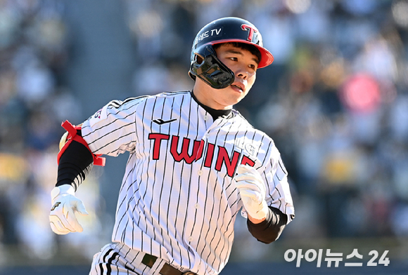 LG 트윈스 잠실구장 홈 경기 응원 장면. [사진=아이뉴스24 포토 DB]