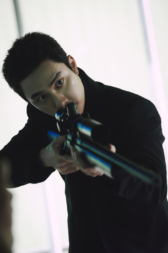 배우 지창욱이 디즈니+ '조각도시'에서 열연하고 있다. [사진=월트디즈니 컴퍼니 코리아]