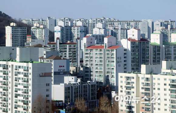 서울 양천구 목동아파트 전경.