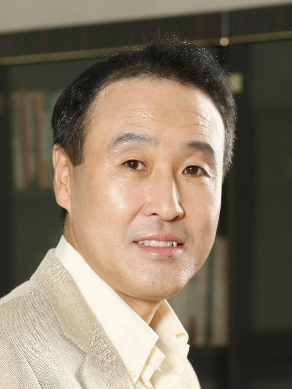 권기범 동국제약 회장 [사진=동국제약]