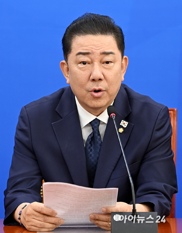 김병기 더불어민주당 원내대표가 1일 오전 국회에서 열린 정책조정회의에서 발언하고 있다. [사진=곽영래 기자]