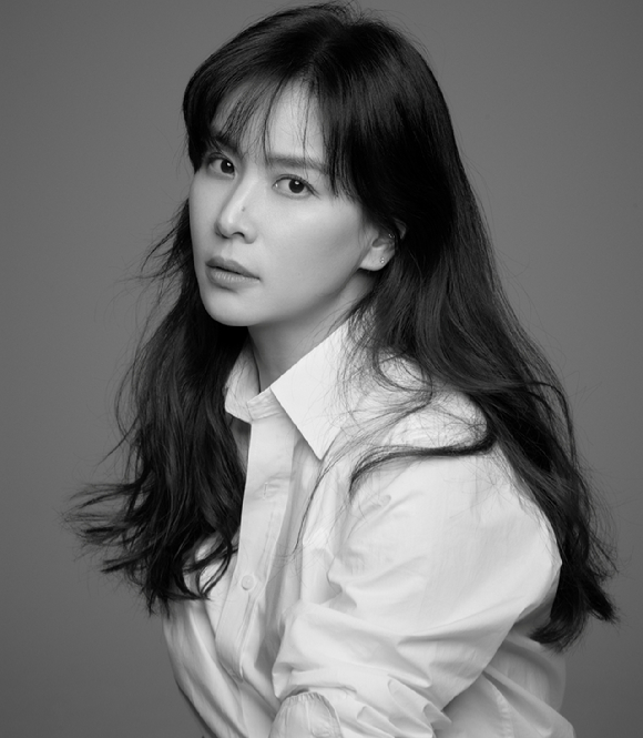 고소영이 데뷔 33년만에 첫 예능 도전에 나선다. [사진=써브라임]
