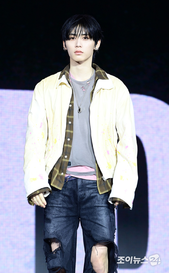 그룹 보이넥스트도어 태산이 20일 오후 서울 강서구 KBS아레나에서 열린 보이넥스트도어(BOYNEXTDOOR) 새 앨범 '디 액션'(The Action) 쇼케이스에 참석하고 있다. [사진=정소희 기자]