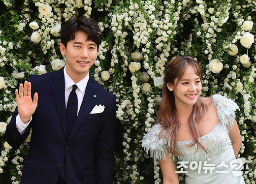 기태영 부친상·유진 시부상⋯"깊은 슬픔 속 고인 추모"