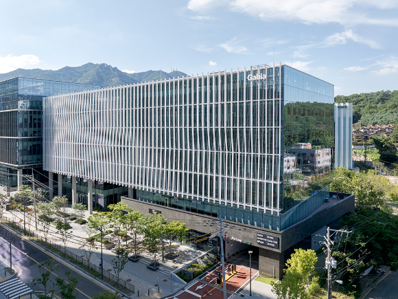 과천 가비아 통합 사옥 전경. [사진=가비아]