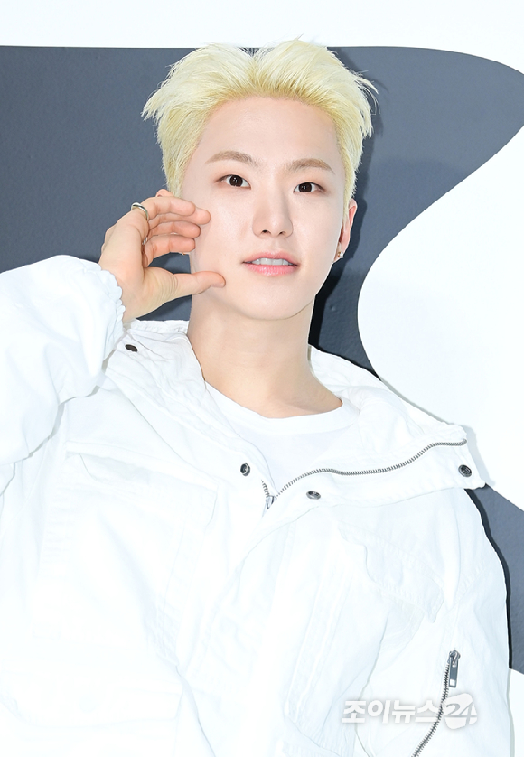 세븐틴 호시, 오늘(16일) 현역 입대⋯솔로곡 깜짝 발표