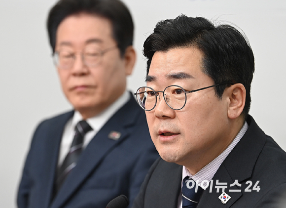 박찬대 더불어민주당 원내대표가 12일 오전 서울 여의도 국회에서 열린 최고위원회의에서 발언하고 있다. [사진=곽영래 기자]