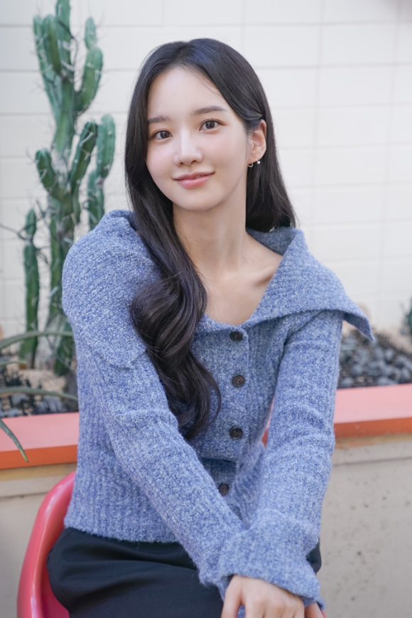 배우 박정연이 최근 진행된 SBS 금토드라마 '트라이' 종영 기념 인터뷰에서 포즈를 취하고 있다. [사진=솔트엔터테인먼트]