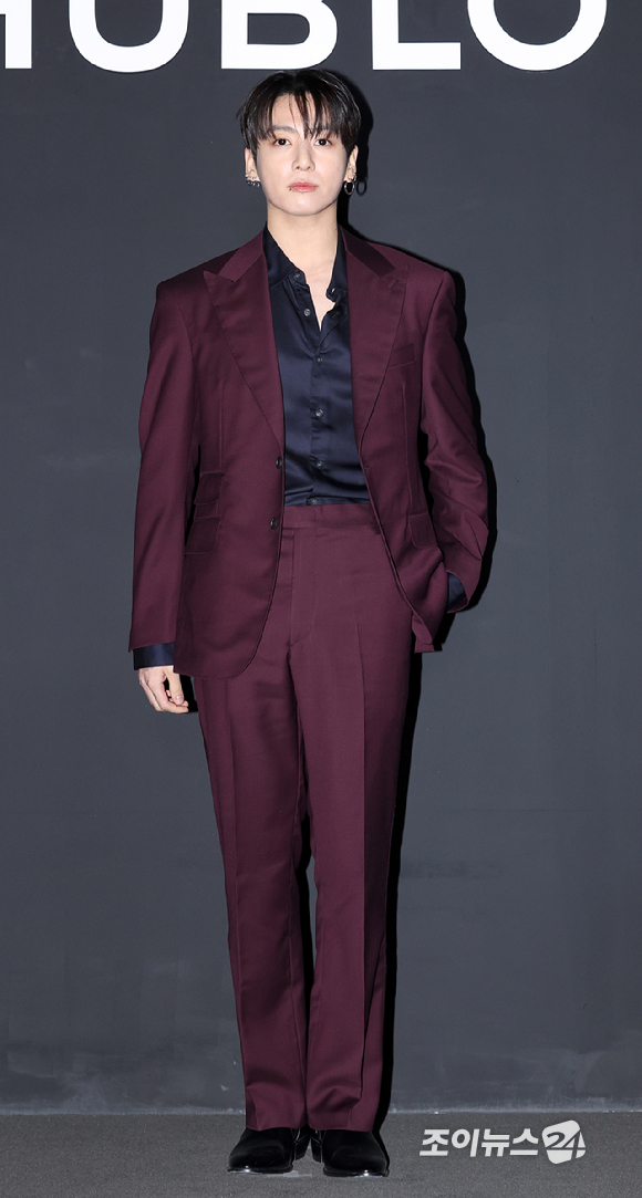 그룹 방탄소년단(BTS) 정국이 12일 오후 서울 강남구 논현동 STRX하우스에서 열린 위블로 글로벌 앰버서더 어나운스먼트 이벤트 포토월 행사에 참석하고 있다. [사진=정소희 기자]